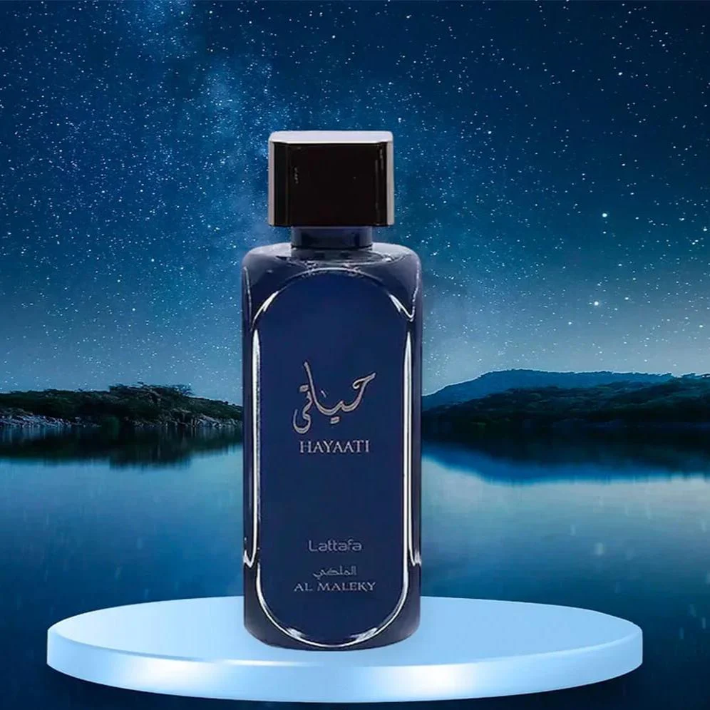 Frasco azul do perfume árabe Lattafa Hayaati Al Maleky 100ml