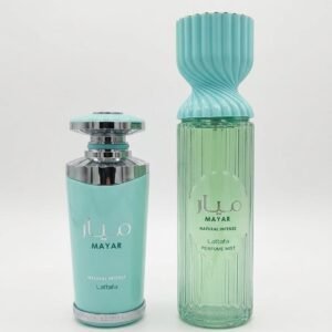 Conjunto Mayar Natural Intense da Lattafa incluindo o frasco de perfume e o body splash em tom turquesa.