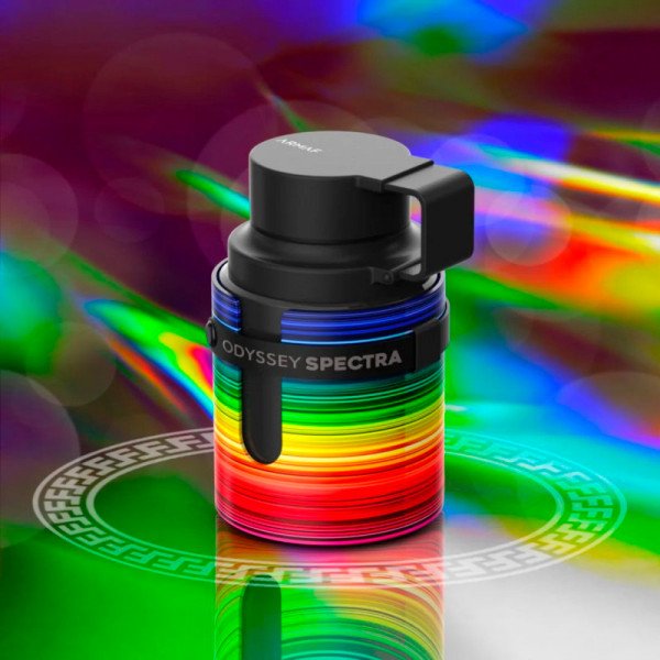 Perfume unissexo Armaf Odyssey Spectra num ambiente premium e sofisticado