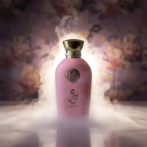 Perfume feminino Riiffs Abeer num ambiente de toucador e elegância