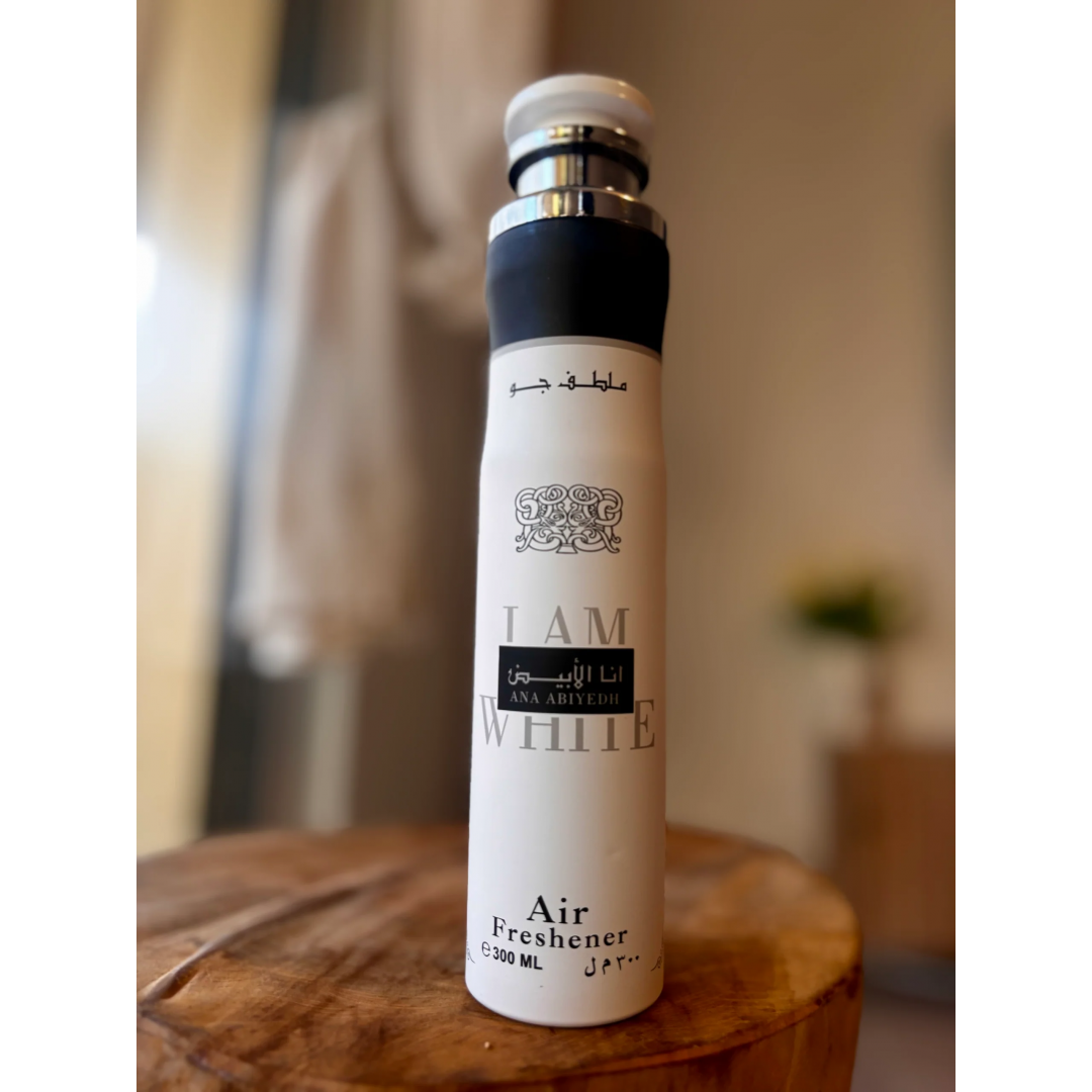 Ambientador Ana Abiyedh White num cenário elegante de sala perfumada